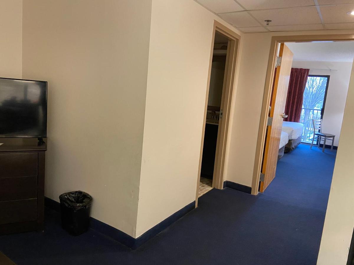 Econo Lodge Inn & Suites Рехобот Бич Экстерьер фото